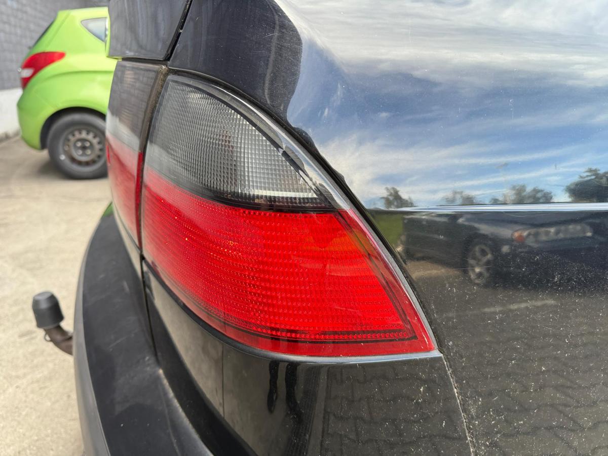Saab 9-5 original R&uuml;cklicht R&uuml;ckleuchte au&szlig;en rechts Vorfacelift Limousine BJ99